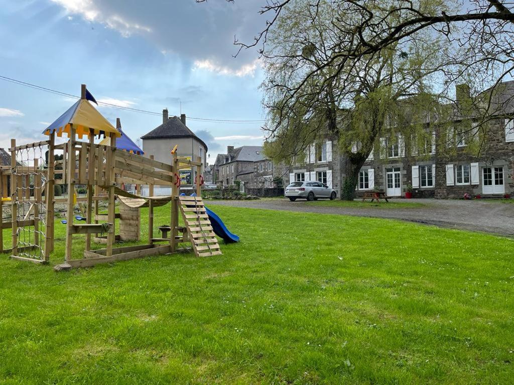 La Maison Des Amis En Normandie Pontfarcy Exteriér fotografie